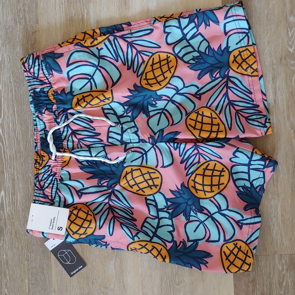 NWT Original Use Men's Coral Pineapple Swim Trunks Size S